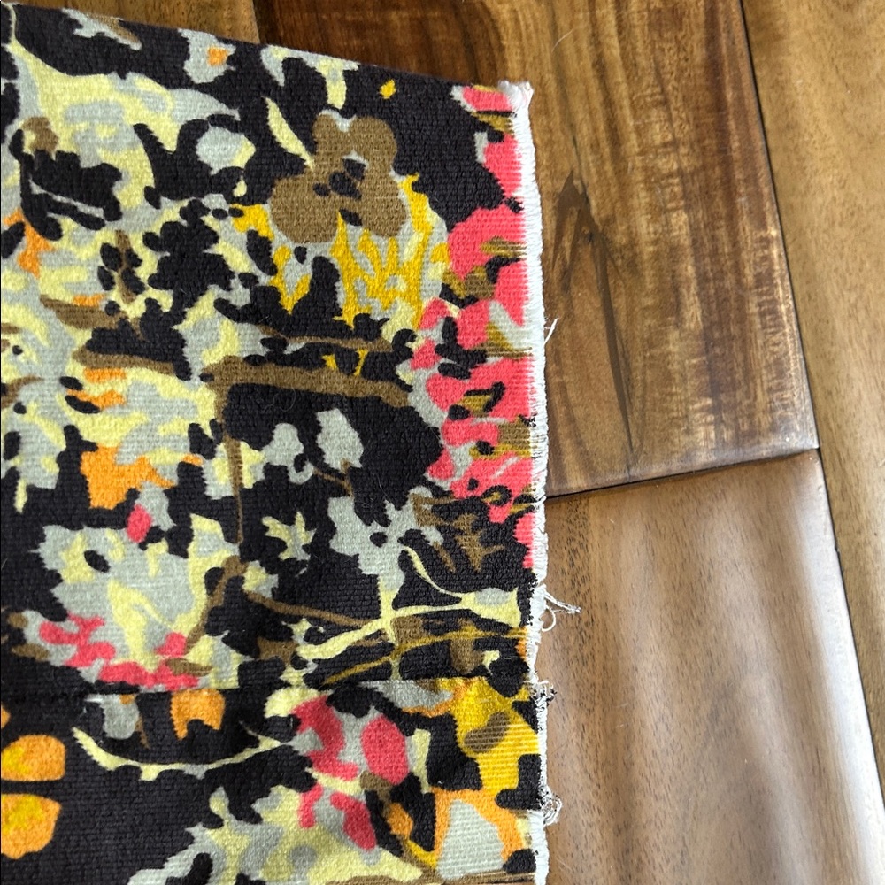 Floral Patterned Pants - Picture 8 of 13